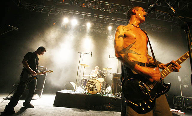 BURNING HEADS - Calais, centre Gérard Philippe, le 2 février 2007