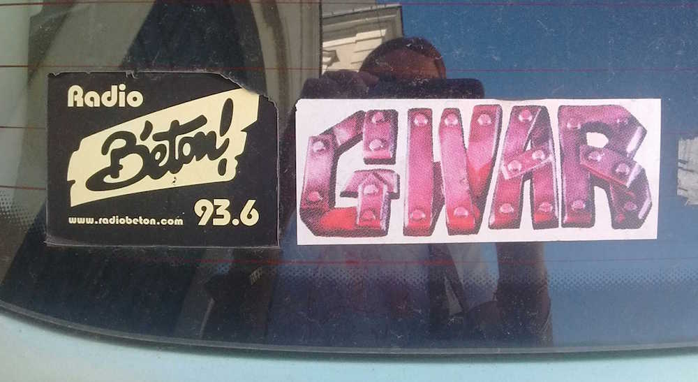 Parebrise_Gwar_radio_Béton_Tours_web.JPG